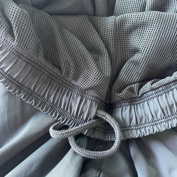 Skims The Apparel Shop Pants NWT
Track Woven Nylon Pants - Picture 4 of 6